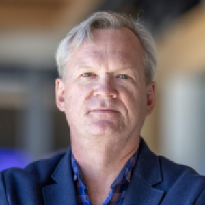 headshot of Prof. Jeff Walling